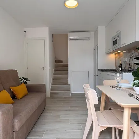 Beautiful Newly Renovated Διαμέρισμα